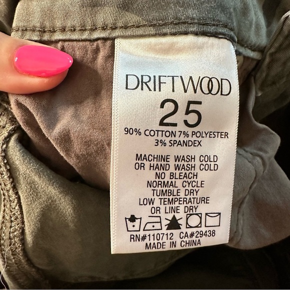 Driftwood | Jackie Sedona Camo Embroidered Sides Jeans Size 25 - Picture 5 of 7